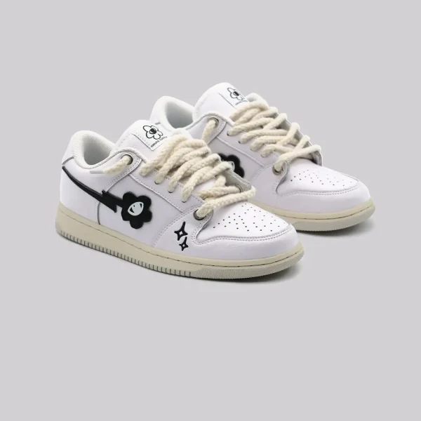 DAVRILSUPPLY Blank Amaryllis Shoes (1)