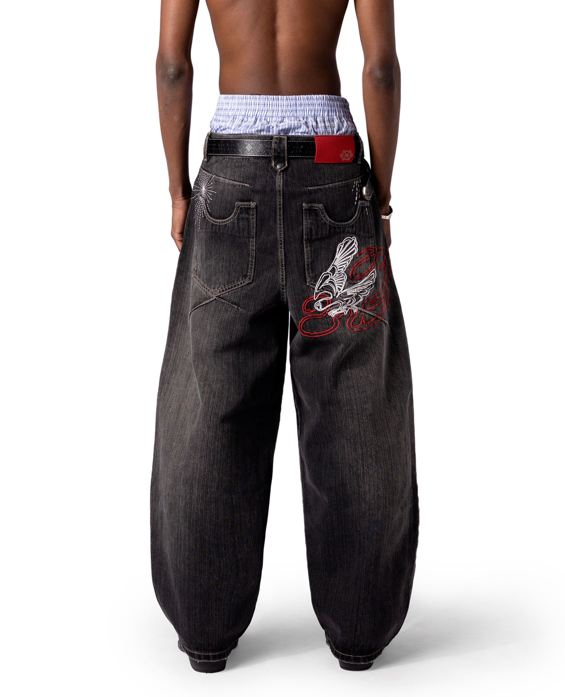 Jean ample noir DavrilSupply à motif faune sauvage Jean ample noir DavrilSupply à motif faune sauvage